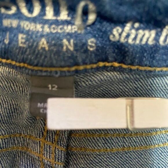 SOHO Slim Boyfriend 5 pockets distressed with Blue stripping jeans, size 12 - Picture 4 of 5